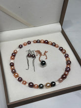 【New arrival】-LLabx South sea box (100%get 1 southsea white pearl and 1-2ssg and Black Tahitian 1-4 quantities,30%get full string Mahinda akaya necklace,10-20 Edison pearls)